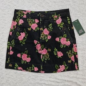 Wild Fable Corduroy black skirt with roses floral print size 00 New With Tags